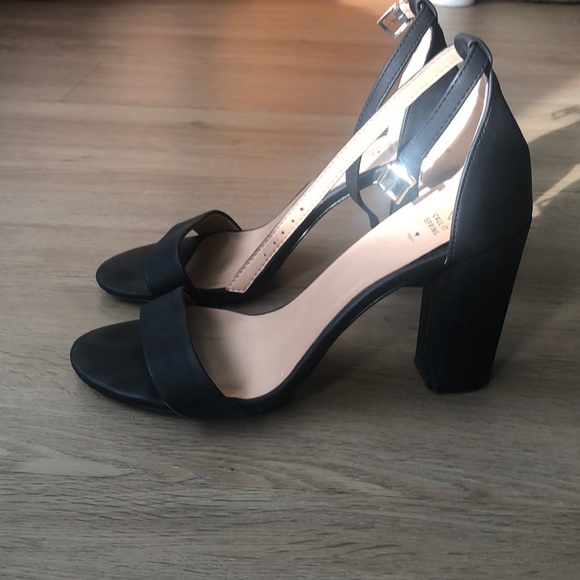 Nubuck strapped heels - Picture 1 of 3